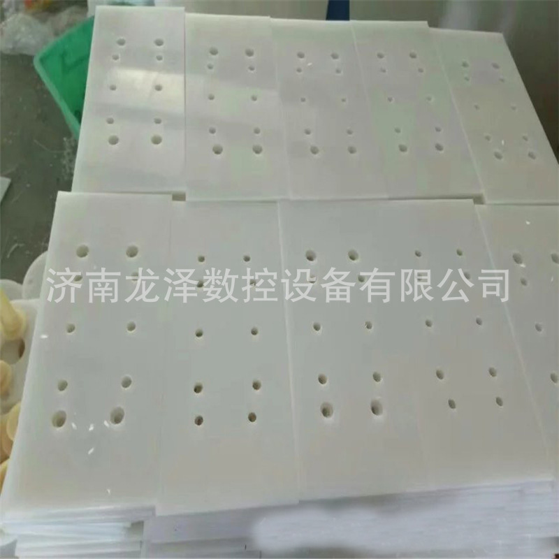 廠家直銷龍澤數(shù)控大型1350木工雕刻機 數(shù)控電動雕刻機 沙發(fā)板材切割機 浮雕雕刻機  PVC雕刻機 阻燃材料切割機示例圖10