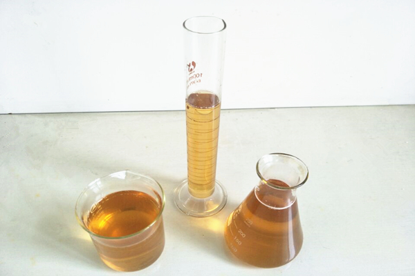 彬盛翔水處理循環(huán)水緩蝕阻垢劑L-401樣品