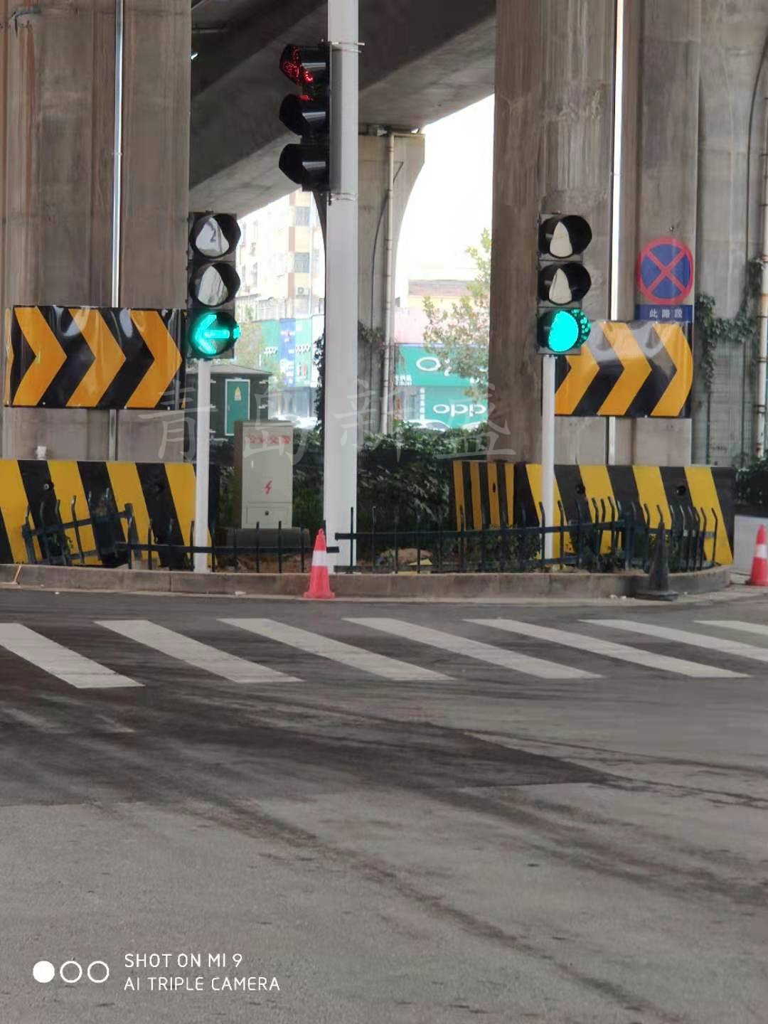 青島新盛路墩防撞設(shè)施 (18)